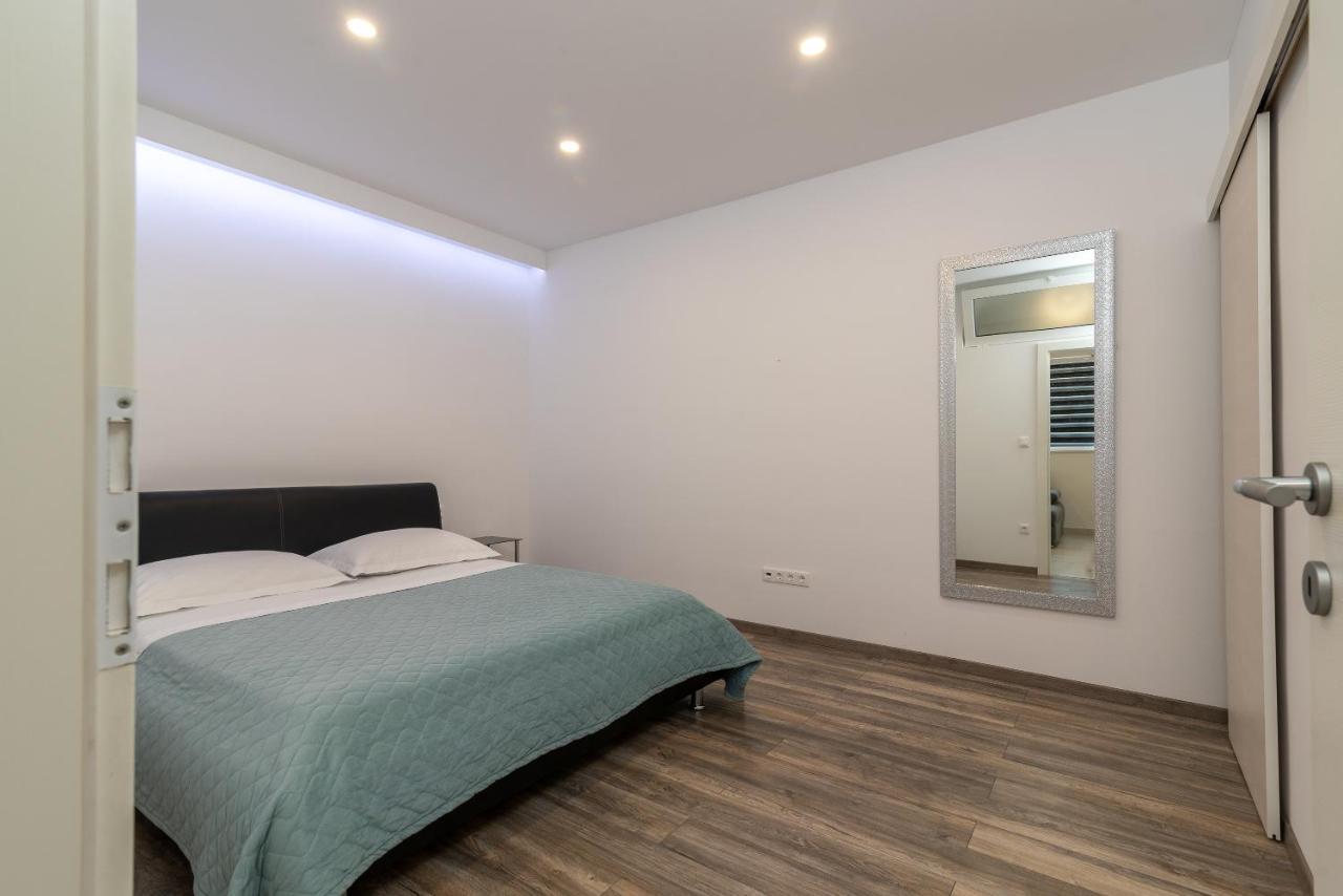 Apartment Soric Трогир Экстерьер фото